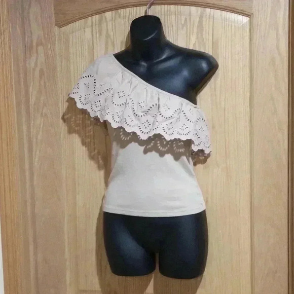 Old Navy women's S one shoulder eyelet top tan - Picture 1 of 4